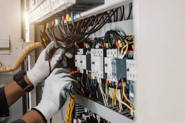 Best Local Electrician Companies  in Pasadena Hills, MO